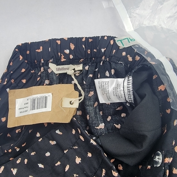 NWT Lifetime Collective Fiona printed pleated straight leg pant Size 26 - Picture 5 of 6